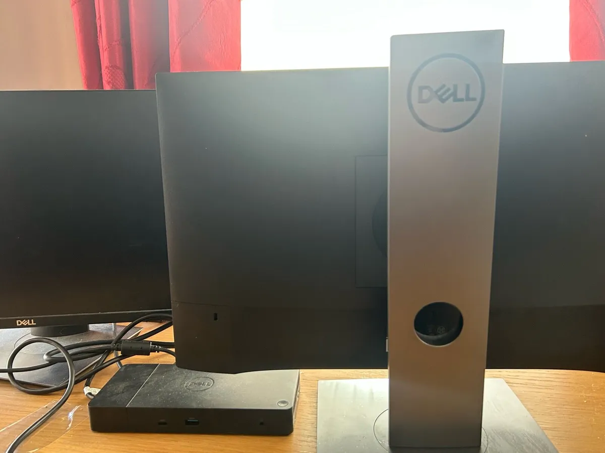Dell Computer monitors - Image 2