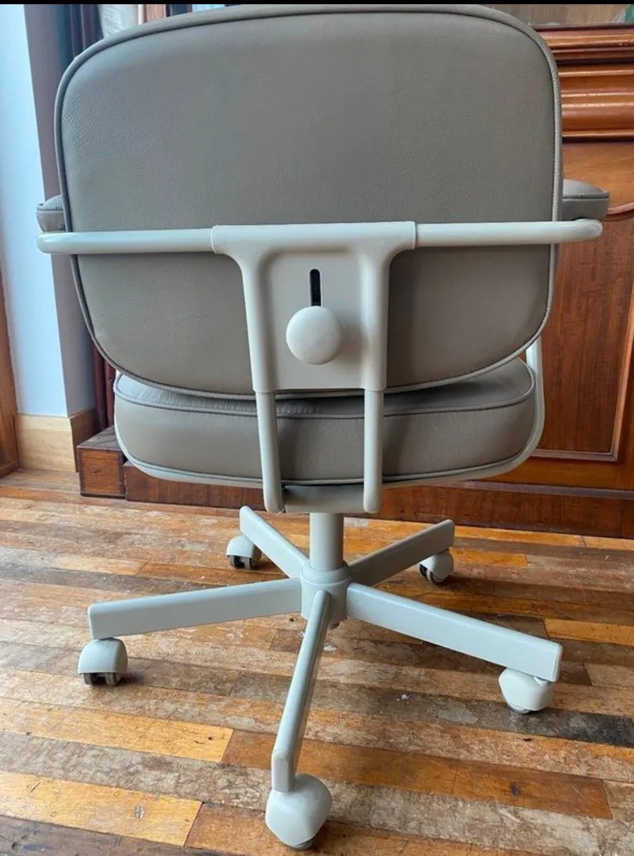 Home office chair - Image 4