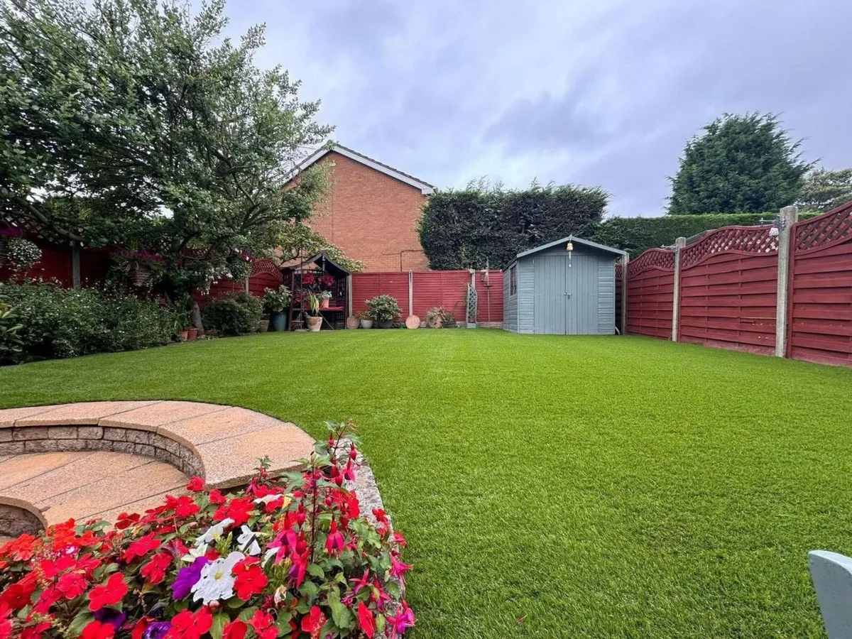 Brand New 40MM Artificial Garden Grass - Image 4