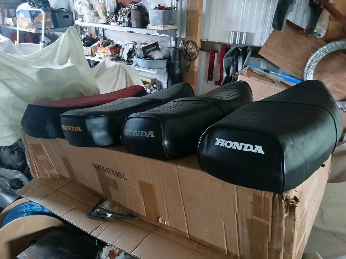 Honda 90 seats /exhausts - Image 2