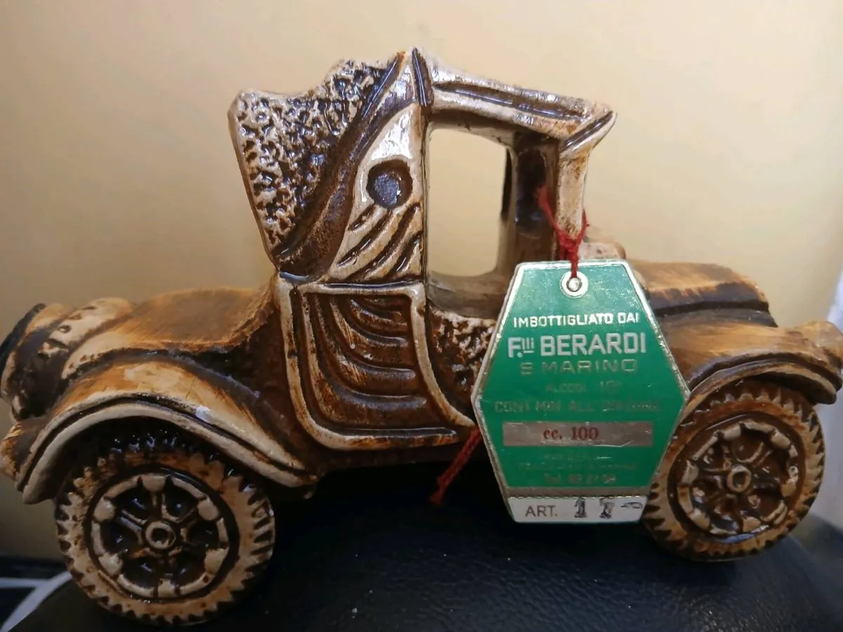 Ceramic Novelty wine bottle - Image 4