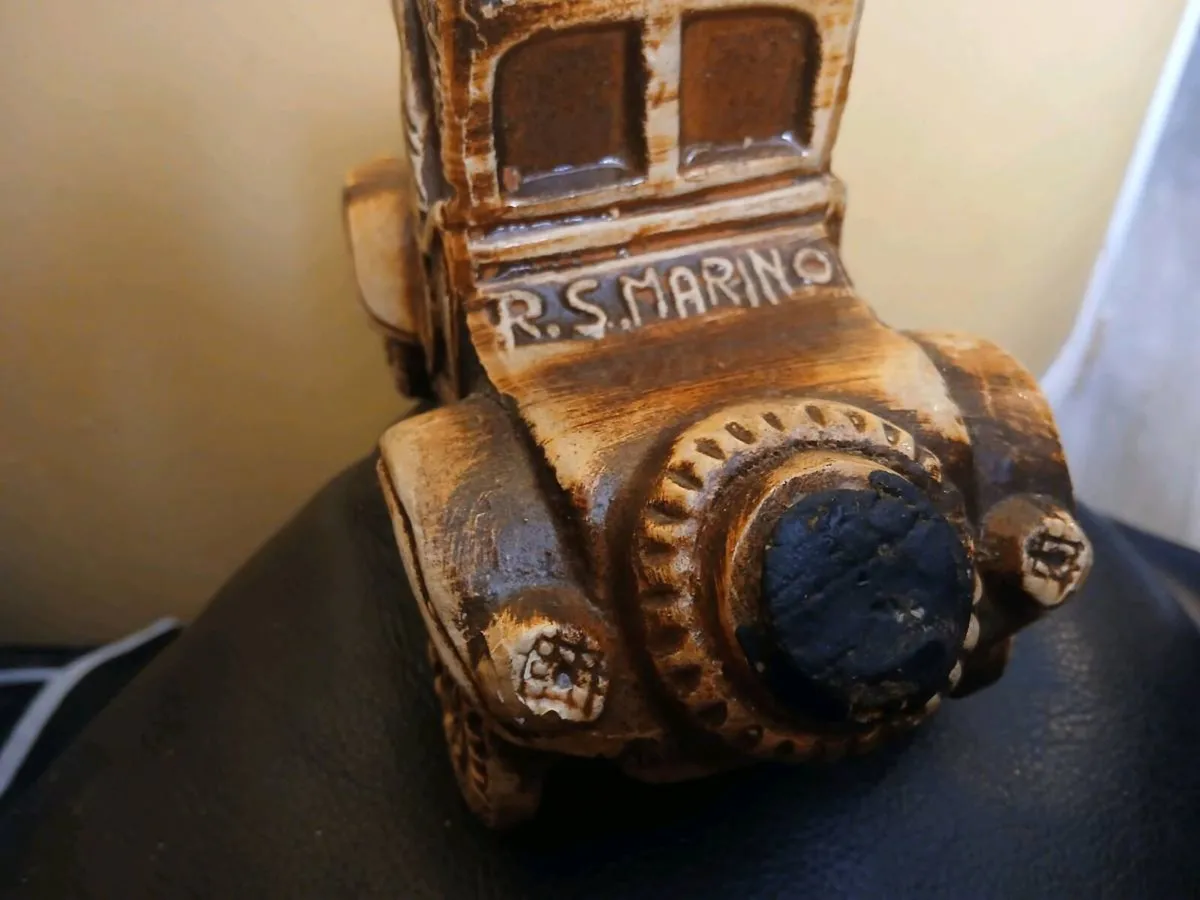 Ceramic Novelty wine bottle - Image 3