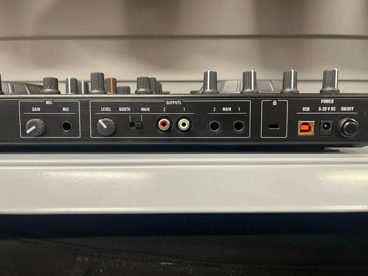 Traktor Kontrol S2 - Image 2