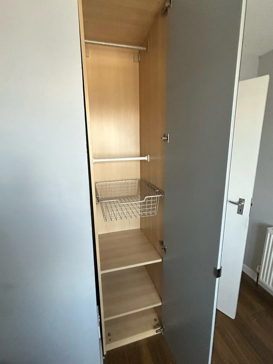 Mirrored Wardrobe - Image 2