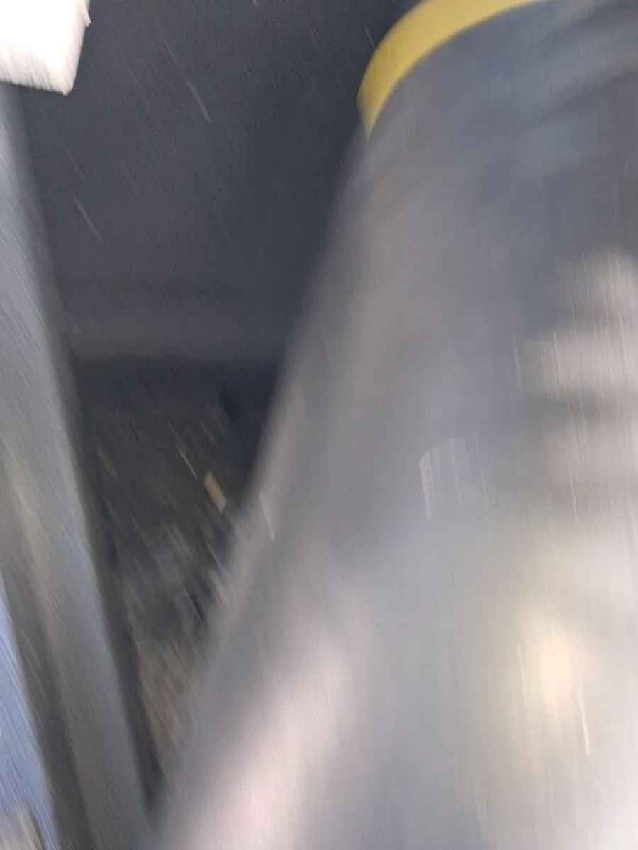 Punchbag 3ft golds gym with standing bracket & speedball holder - Image 3