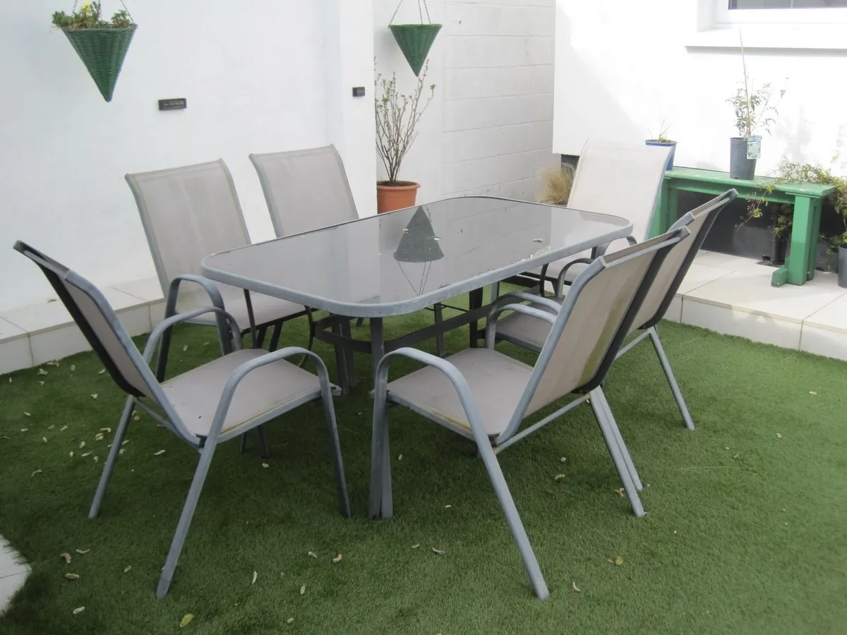 garden Furniture - Image 1