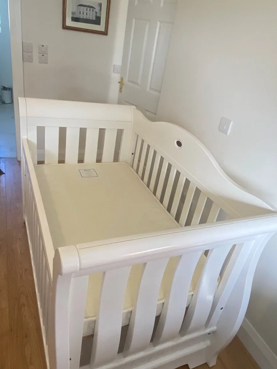 Boori Cot bed - Image 1