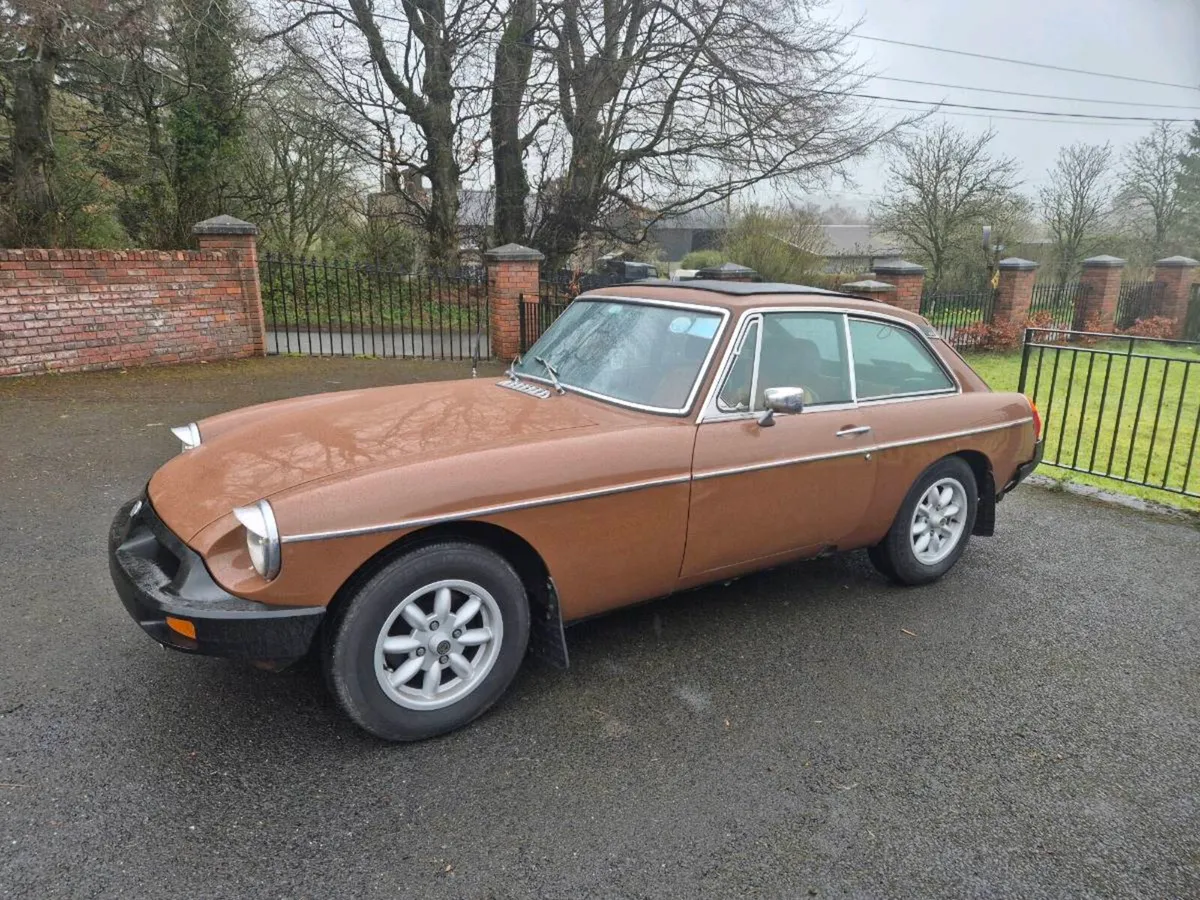 MGB GT - Image 3