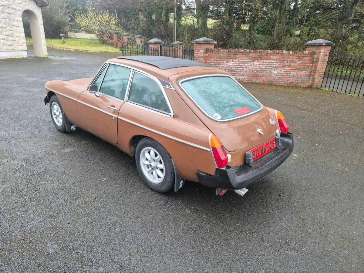 MGB GT - Image 4