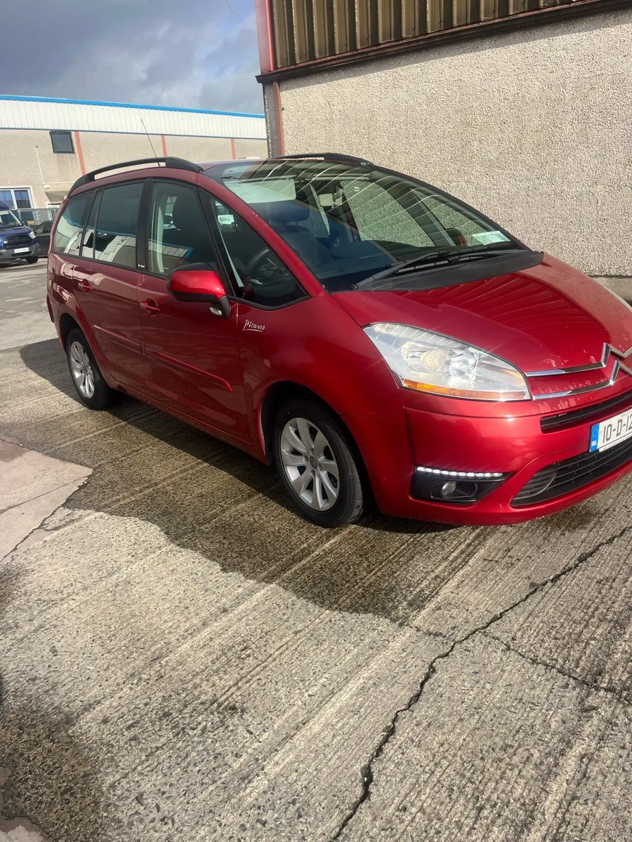 10 citreon Grand c4 Picasso .Auto - Image 1