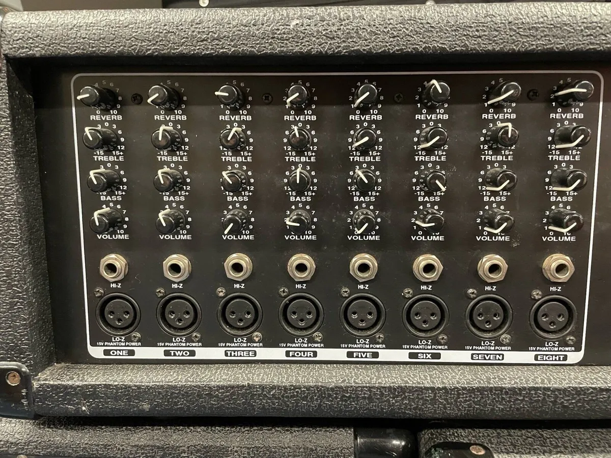 Kustom 160w PA System - Image 2