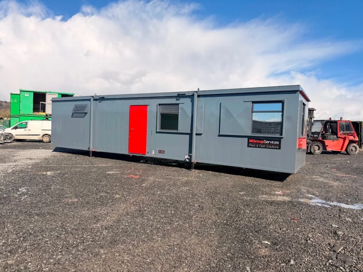 40 x 10 site office , kitchen + 2 separate toilets - Image 1