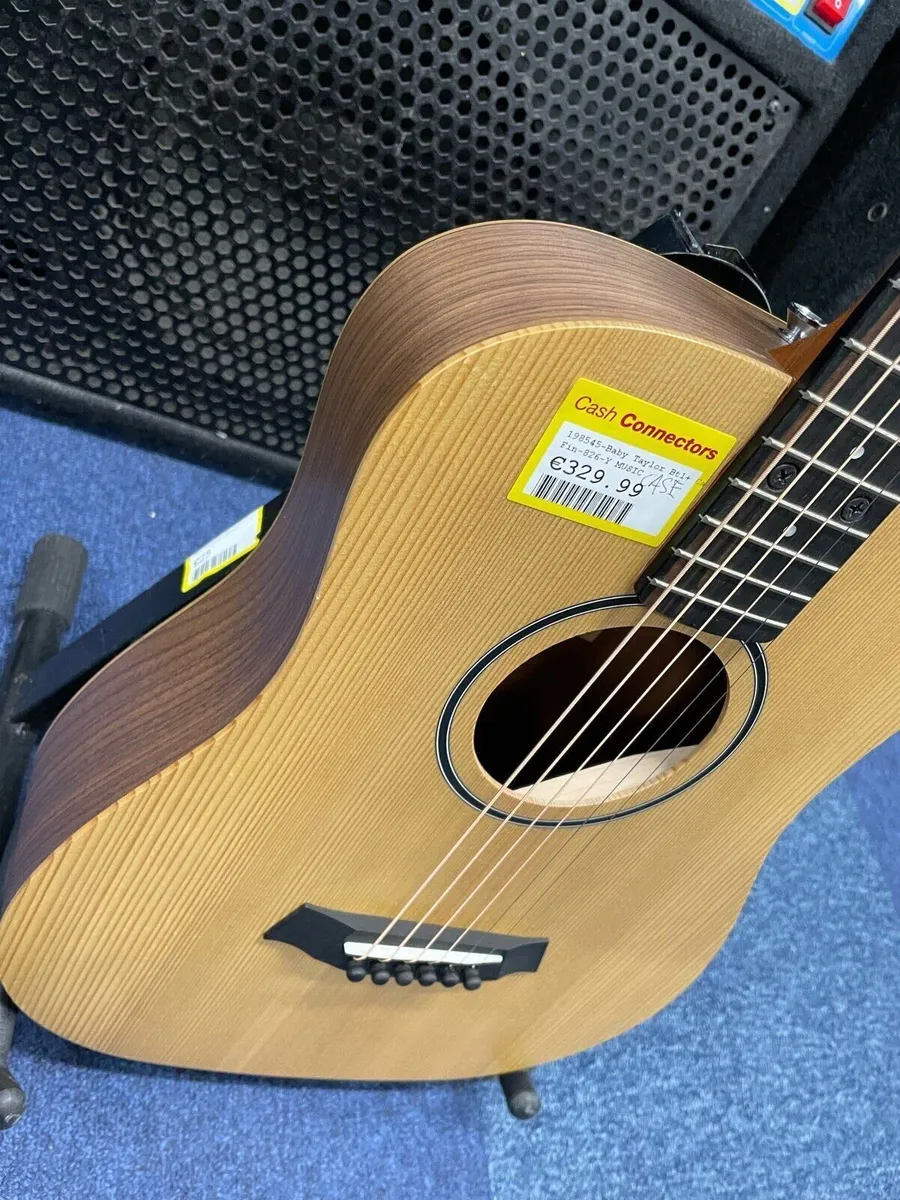 Baby Taylor BT1 With Case - Image 2