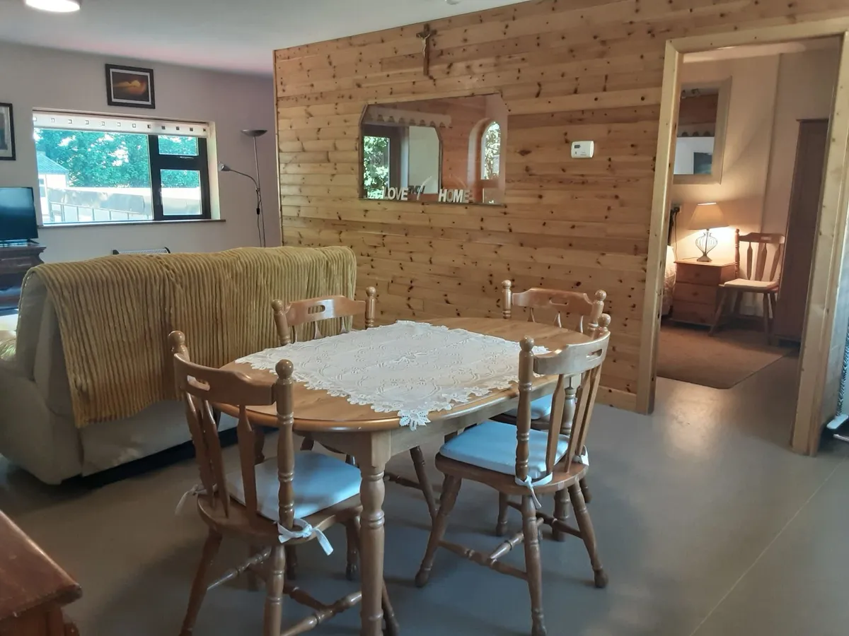 Holiday accommodation - Image 3