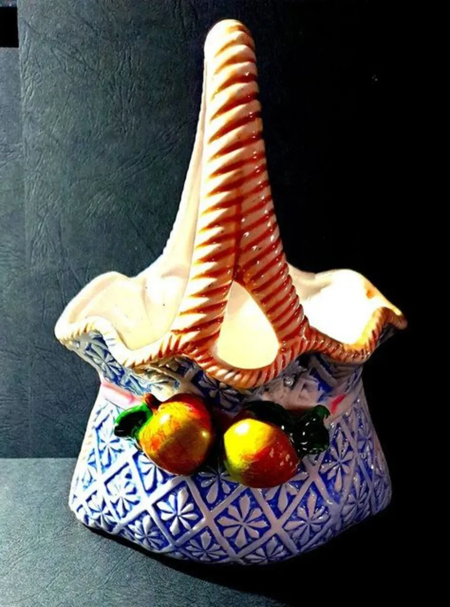 Vintage Signed Majolica Style Posy Basket - Image 2