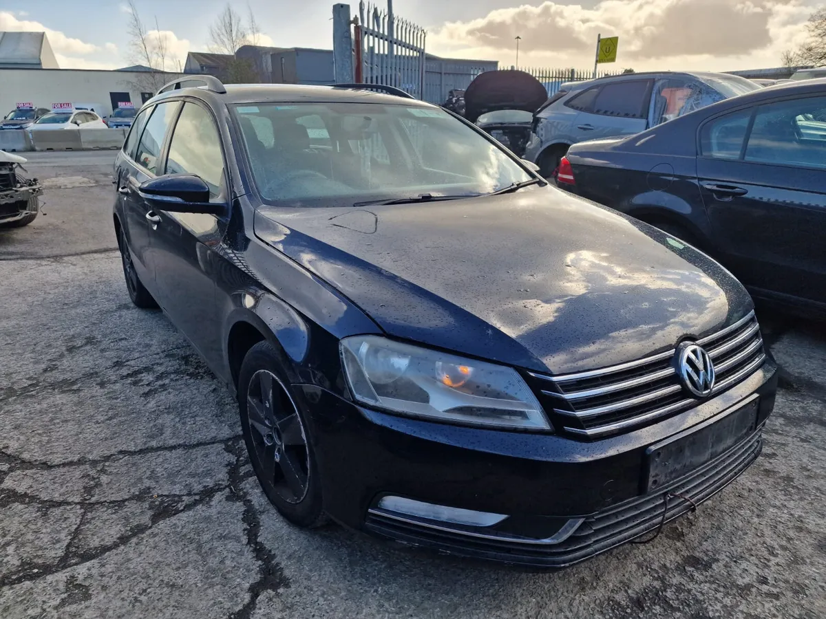 12 VW PASSAT  1.6 TDI (CAYC) ESTATE FOR BREAKING - Image 2