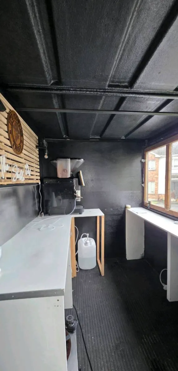 Coffee trailer - Image 4