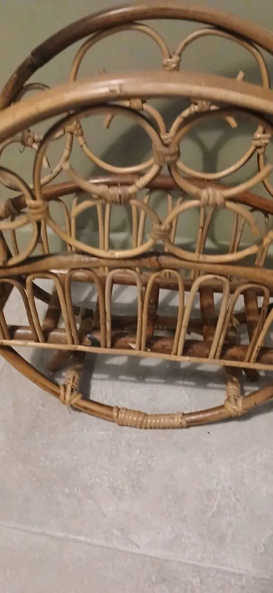 Mid-century Large Bamboo Magazine Rack - Image 2
