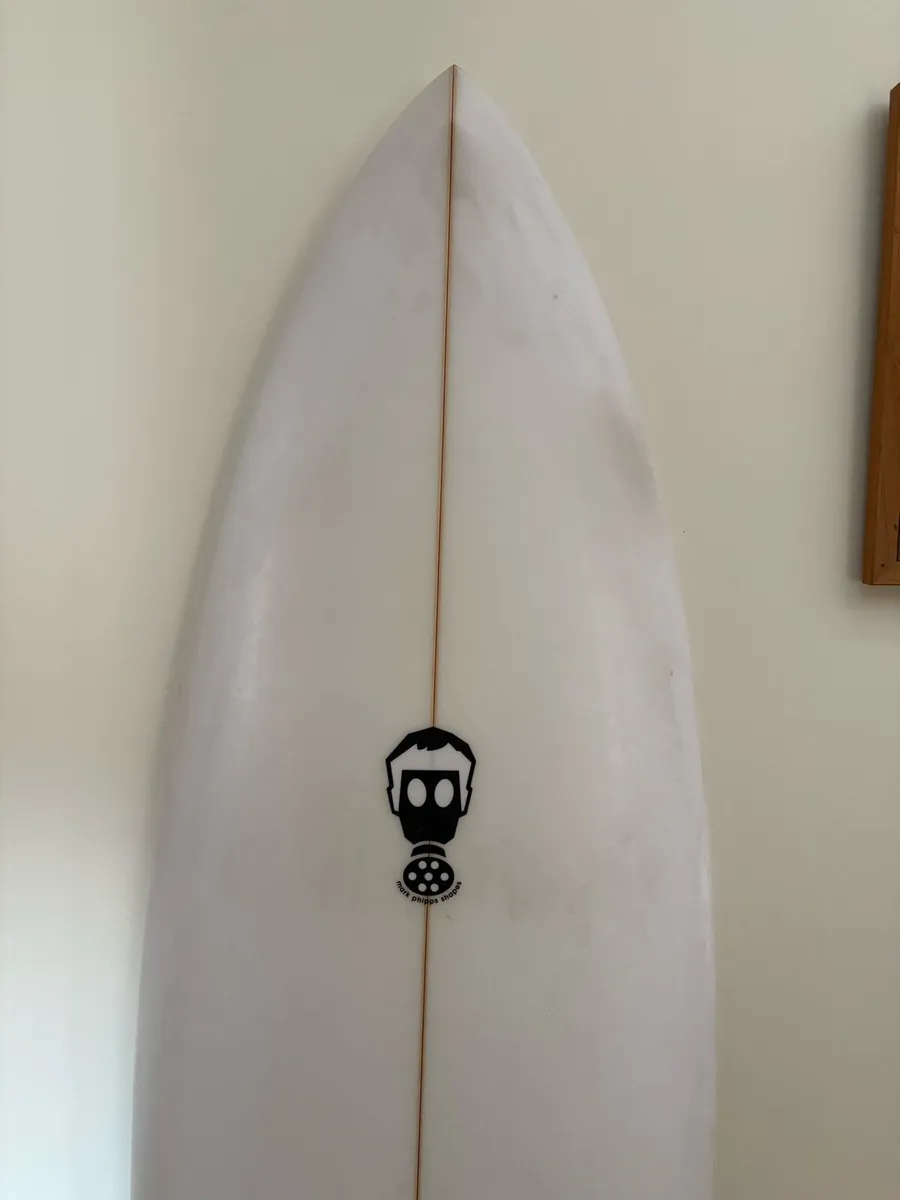 Mark Phipps Yo Surfboard - Image 3