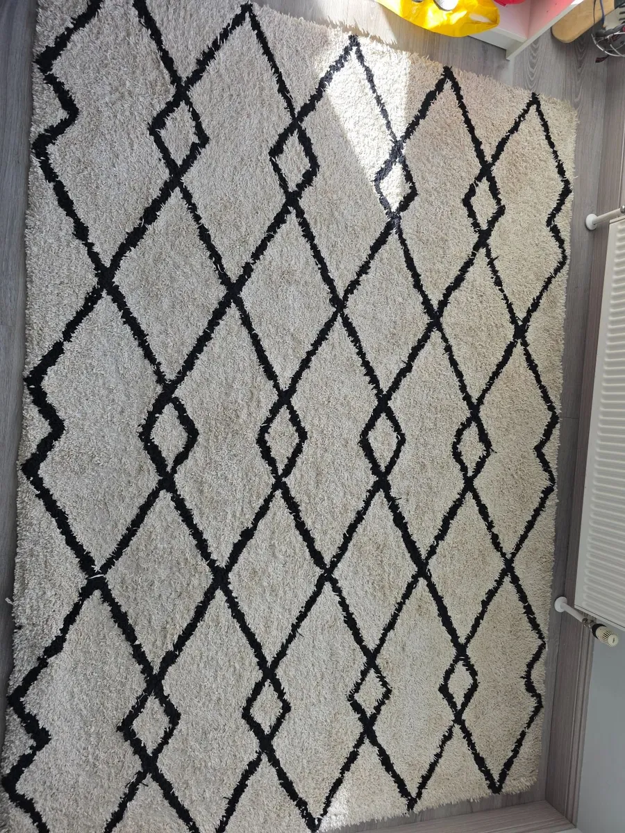 Shaggy Rug - Image 2