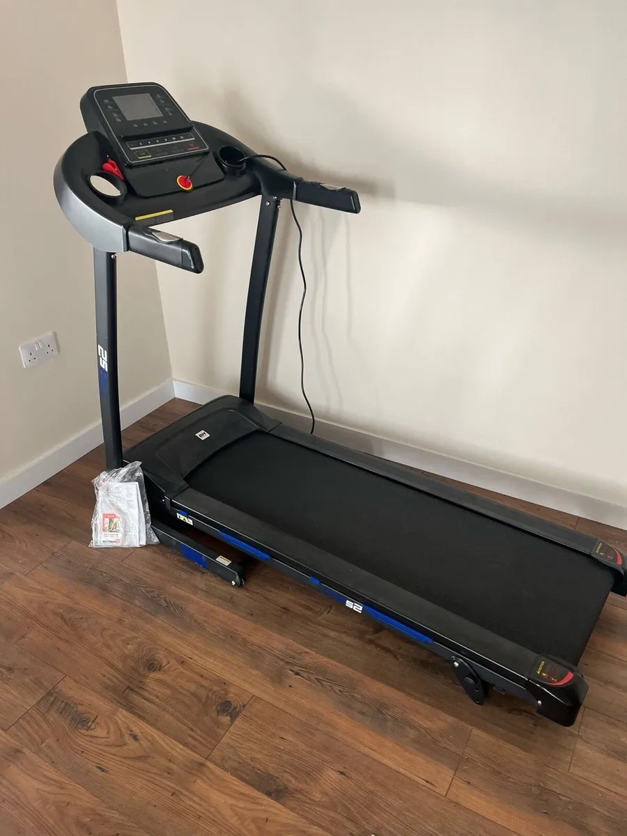 Treadmill - Image 1