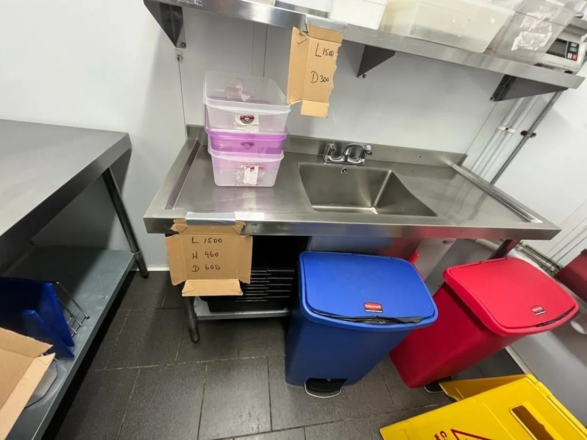 STAINLESS STEEL SHELVES - Image 4