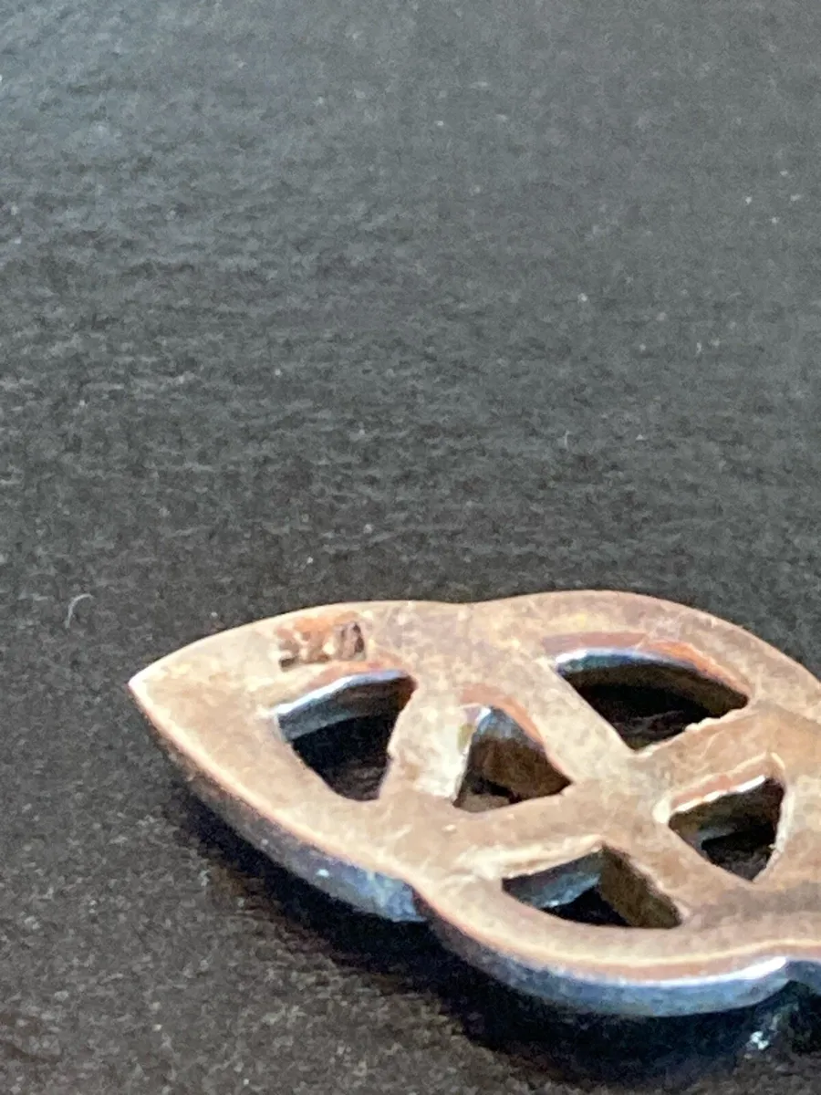 Celtic knot Sterling Silver drop earrings - Image 4