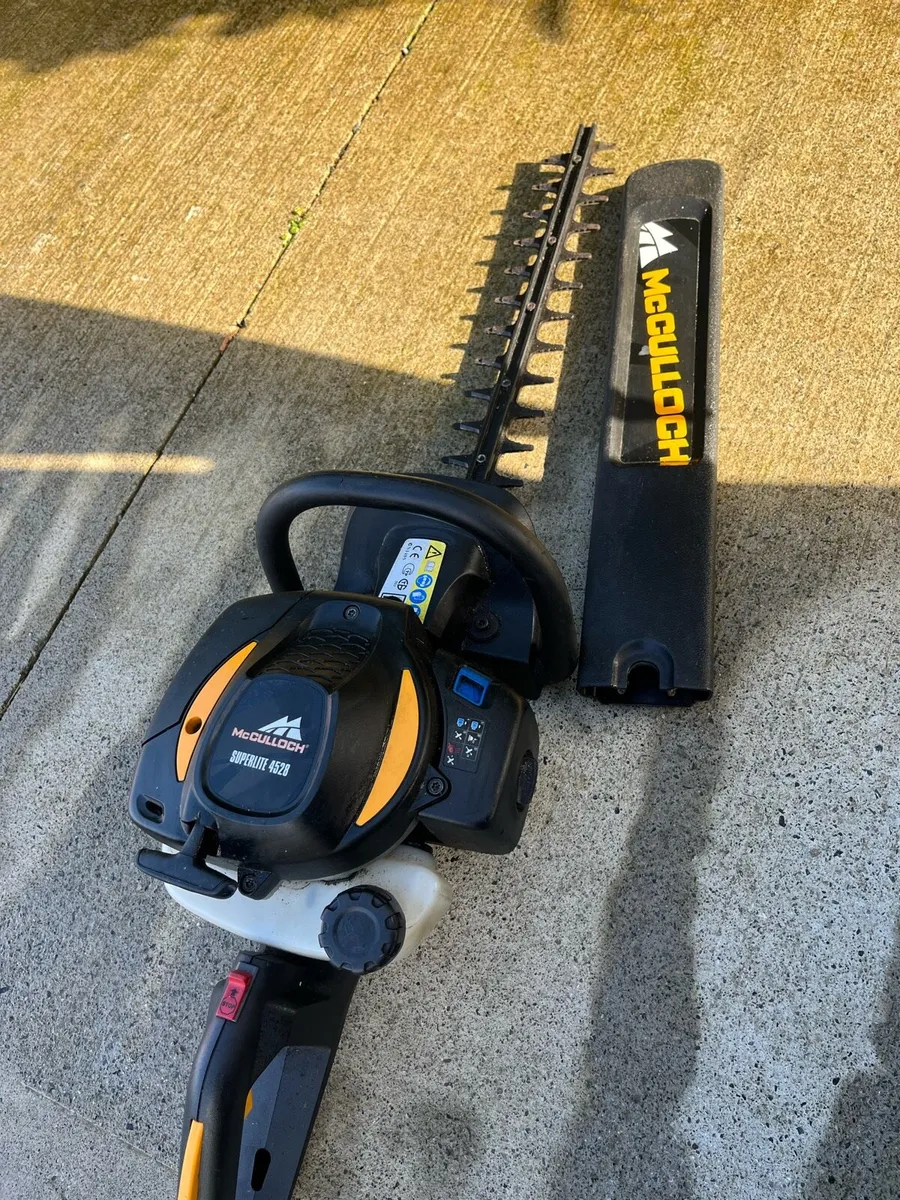 Hedge trimmer - Image 1