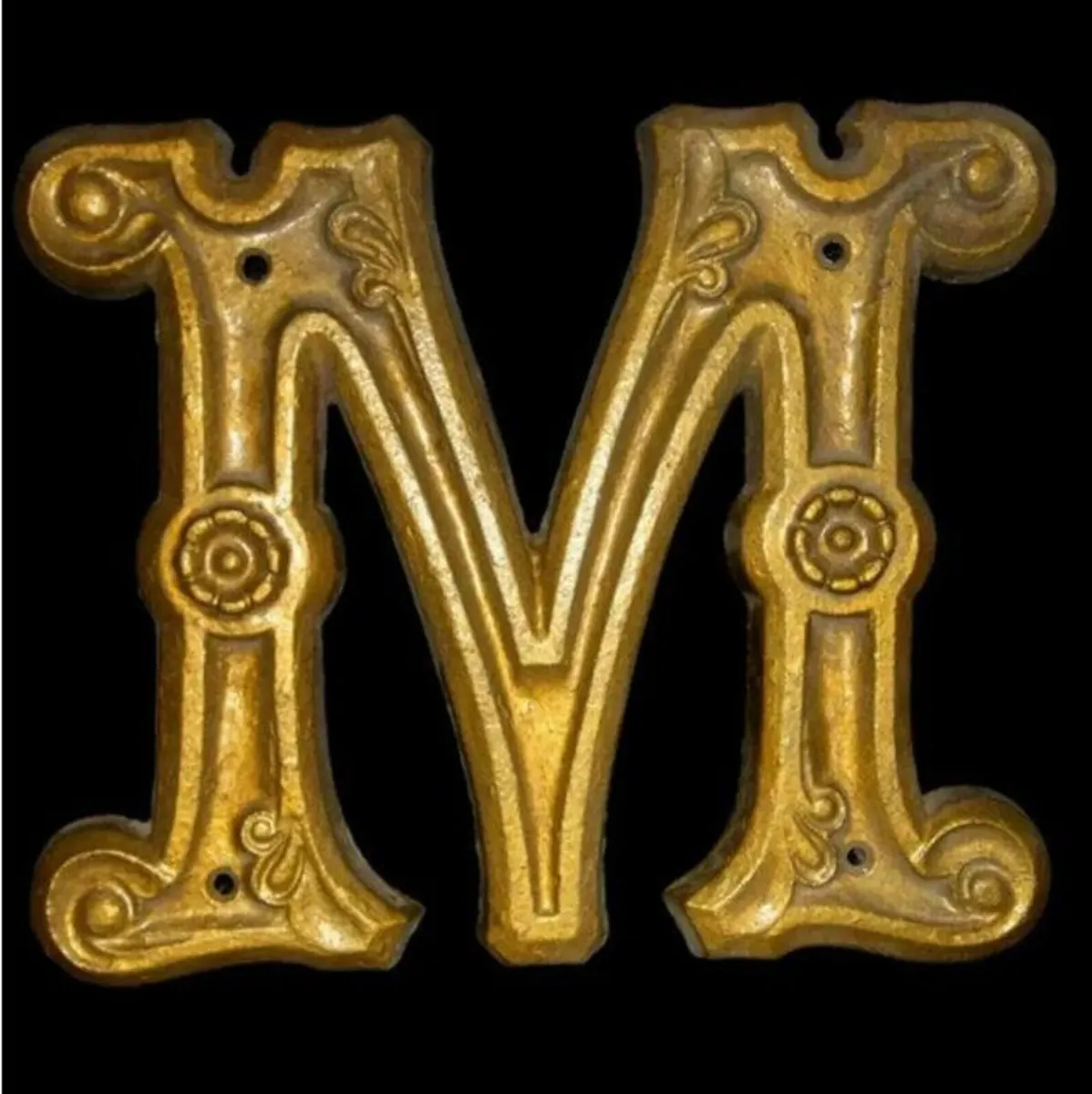 Vintage Cast Iron Letter 'M' - Image 1
