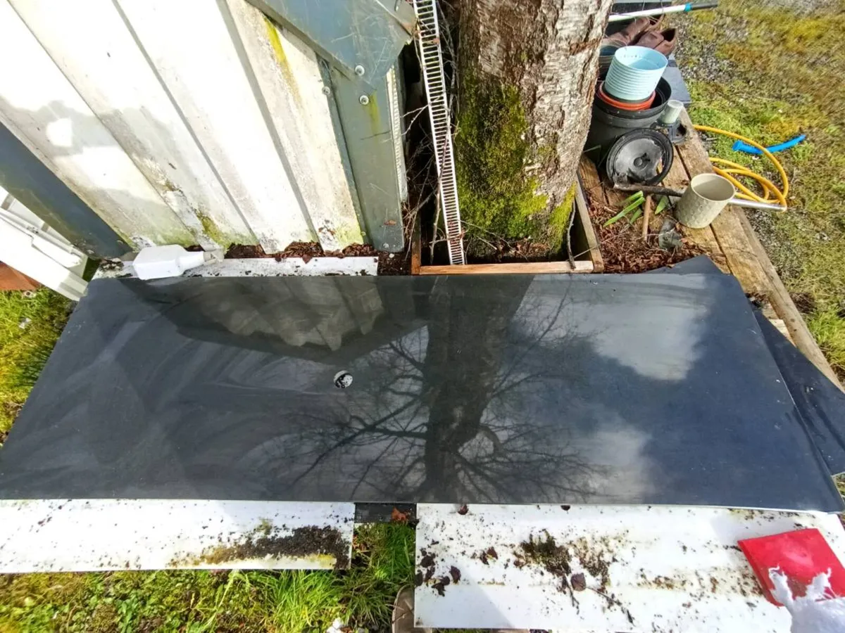 Granite kitchen worktop - Image 1