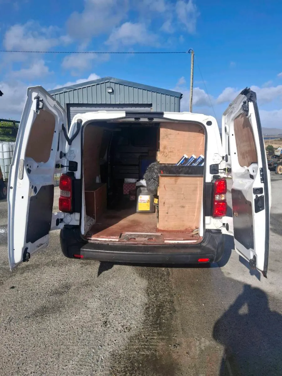 Vauxhall vivaro - Image 4