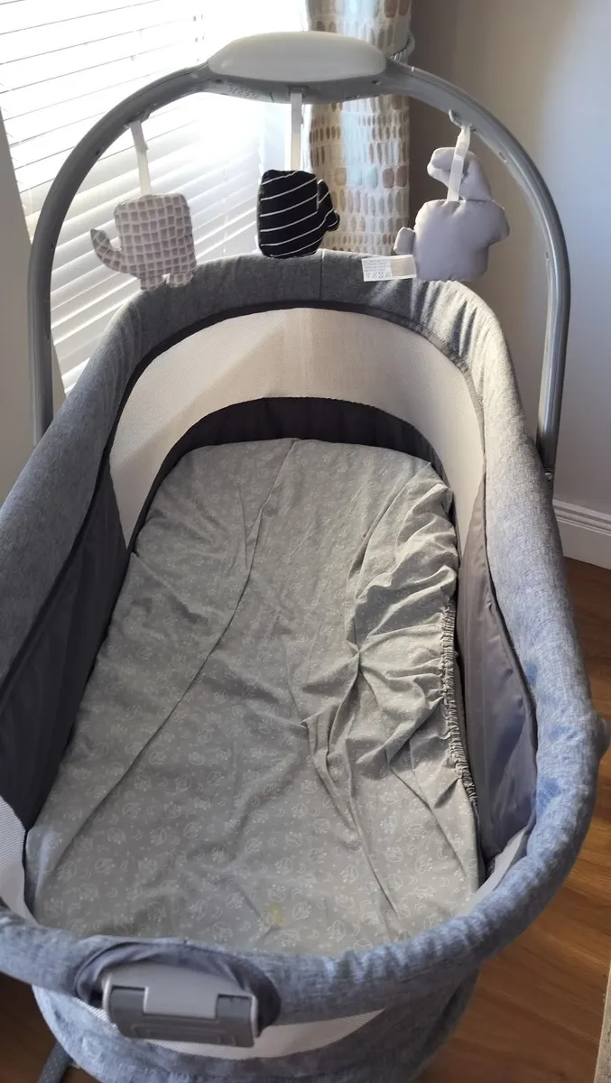 Chicco 4 in 1 hug - Image 2