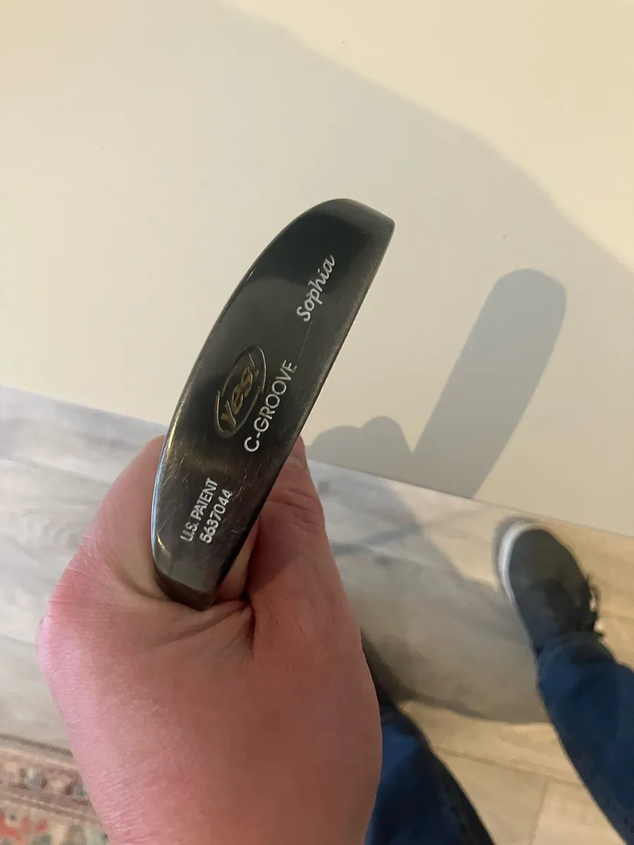 Yes Sophia Blade Putter 35 inch Great Condition - Image 4