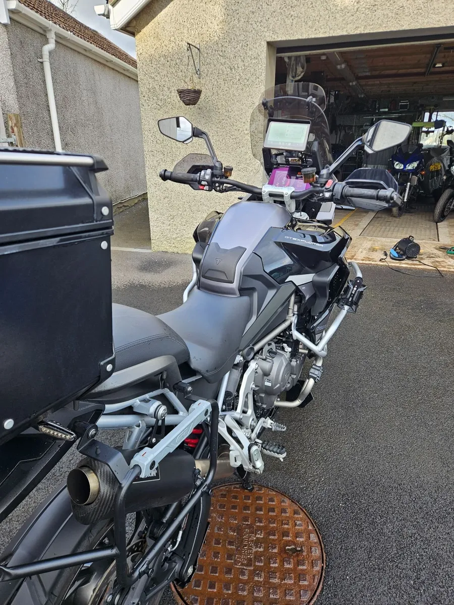 Triumph Tiger 2023 GT Explorer, absolutely mint - Image 2