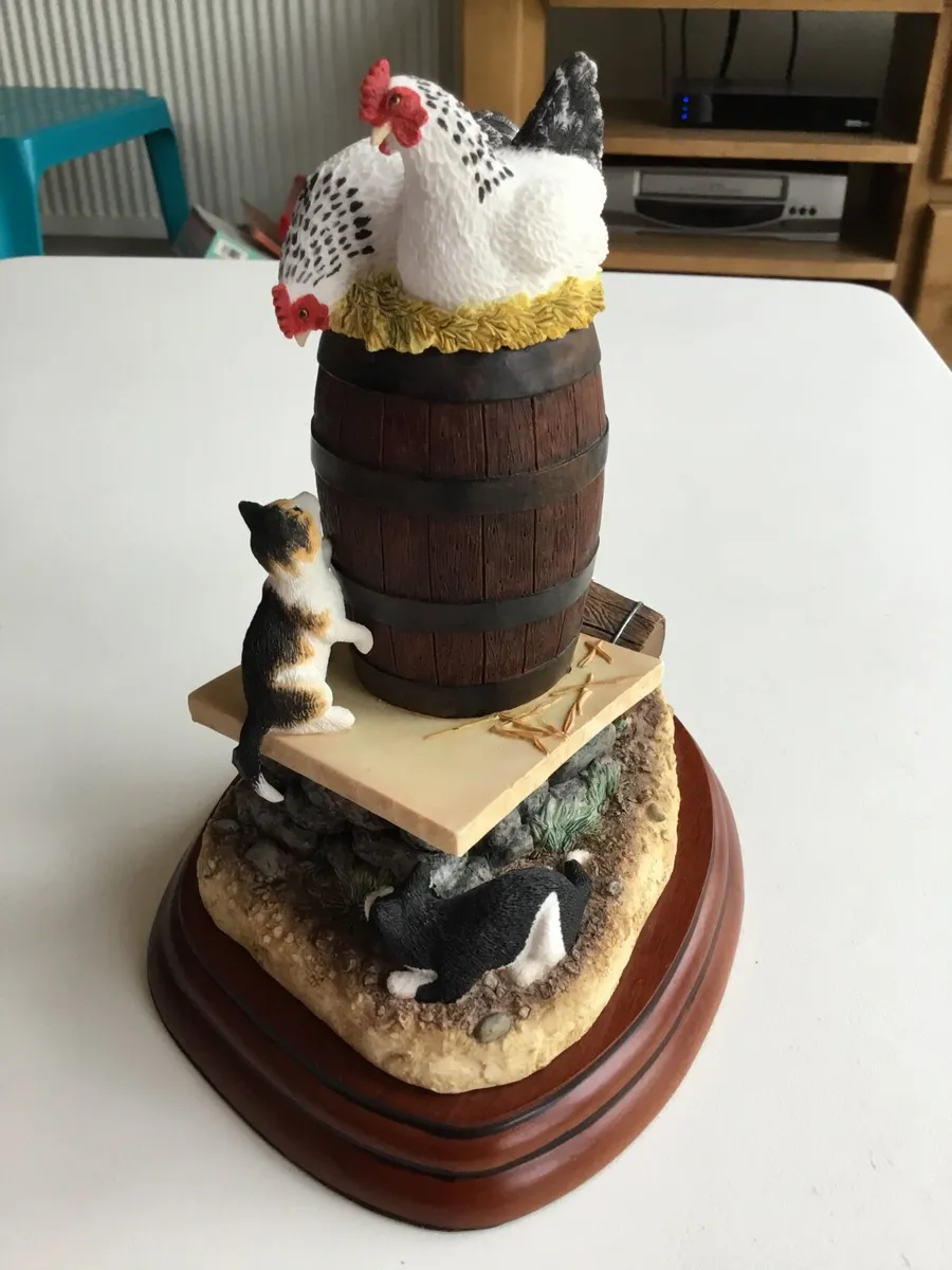 Border Fine Arts collection 'Kitten Capers' - Image 1