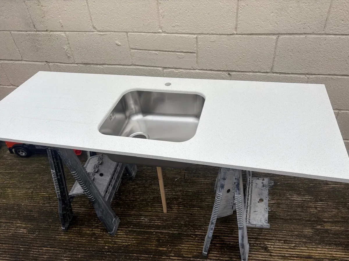 Kitchen countertop - Image 3