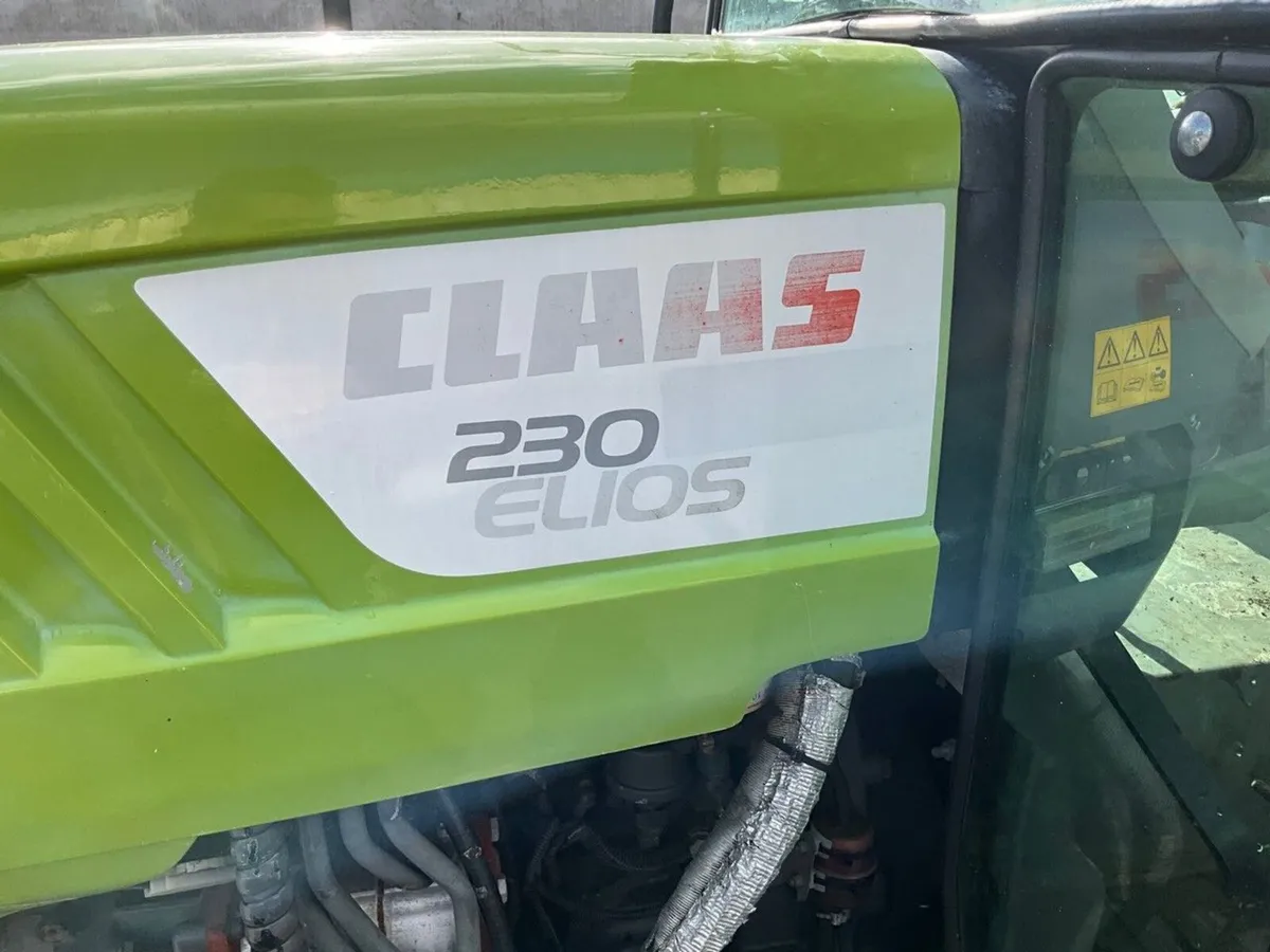 CLAAS 230 ELIOS 4WD TRACTOR - Image 3