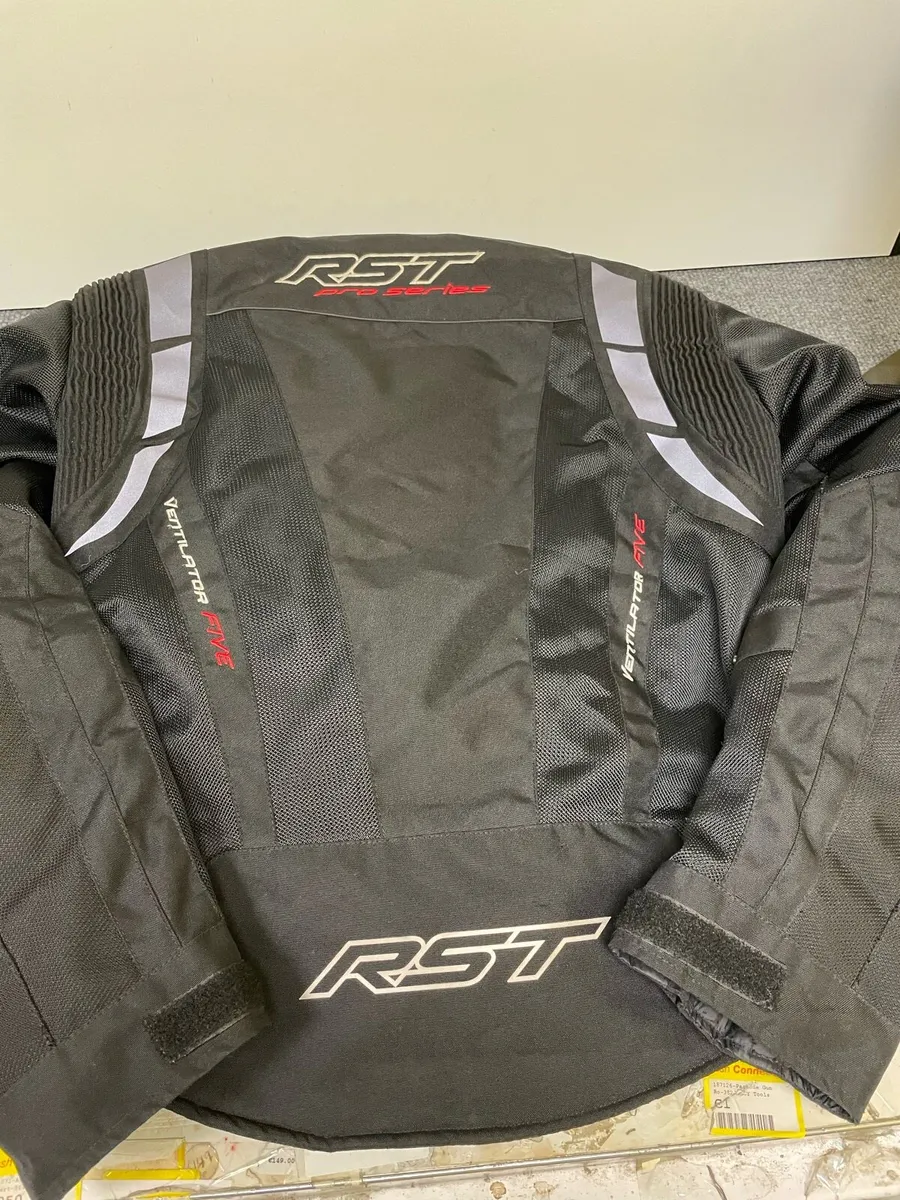RST Jacket - Image 2