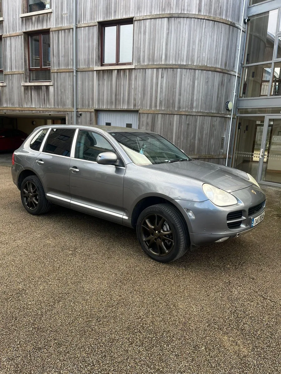 Porche Cayenne crew cab new test passed - Image 1