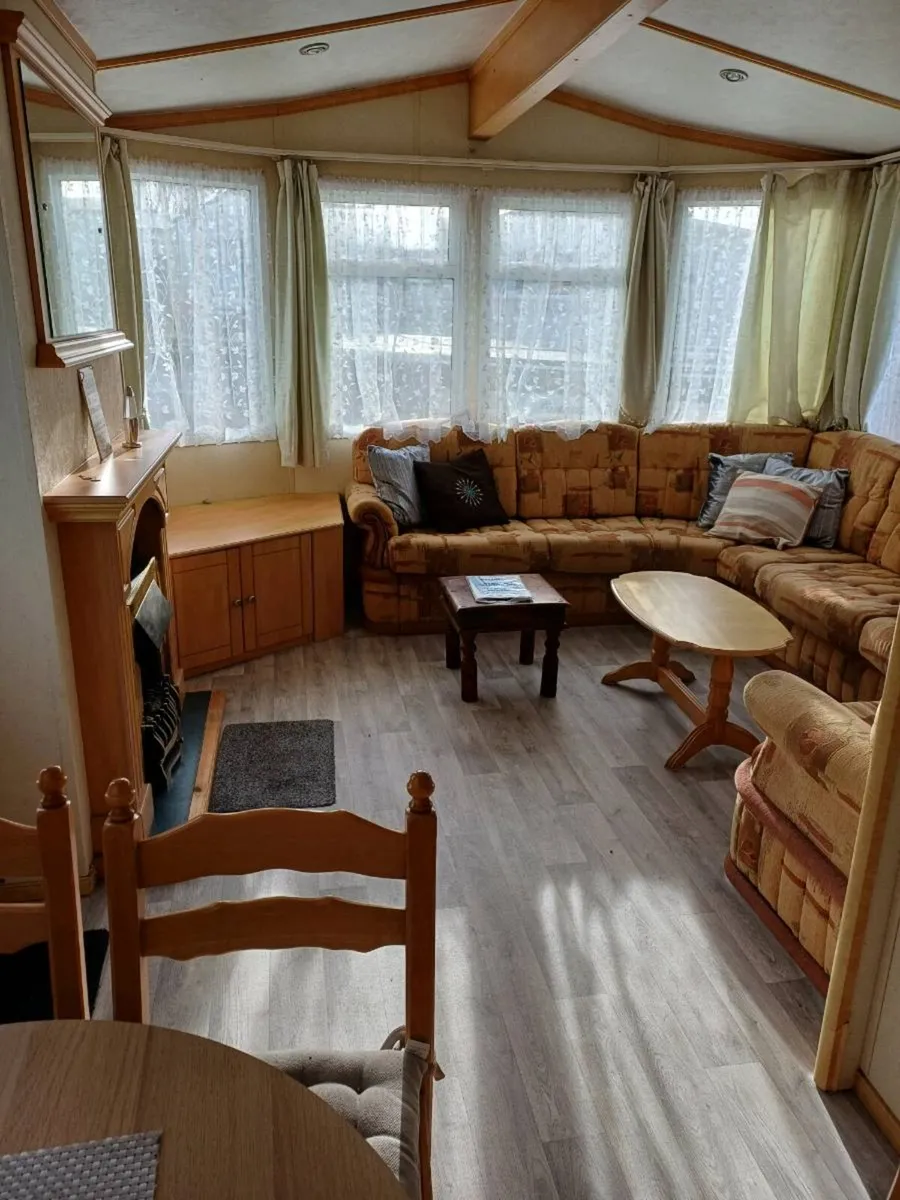 CARNABY BANBURY MOBILE HOME FOR SALE - Image 2