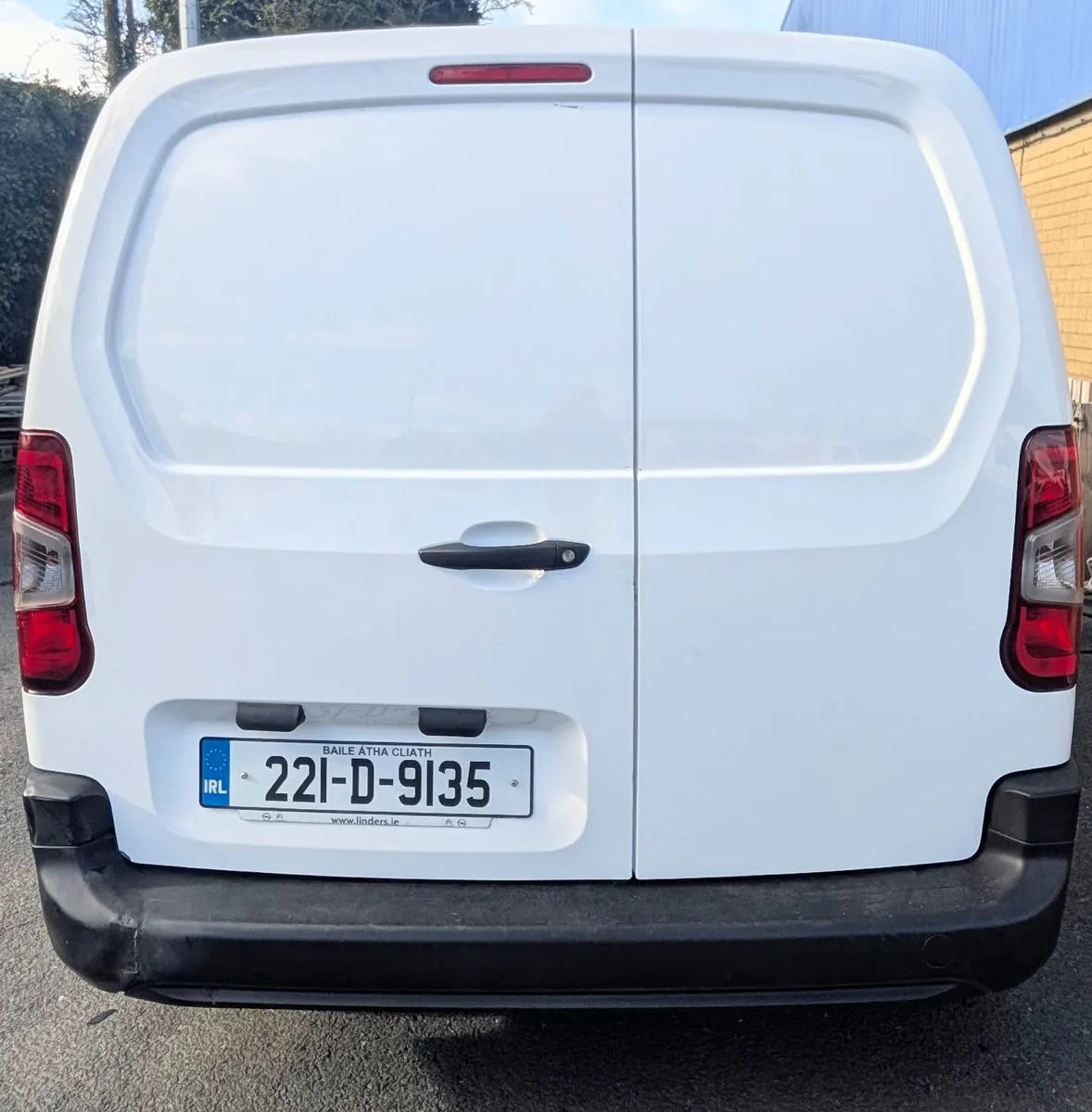Opel Combo 2022 - Image 2