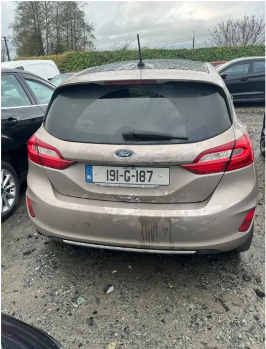 19 fiesta 1.0 Vignale Only 87,000 Kms - Image 2