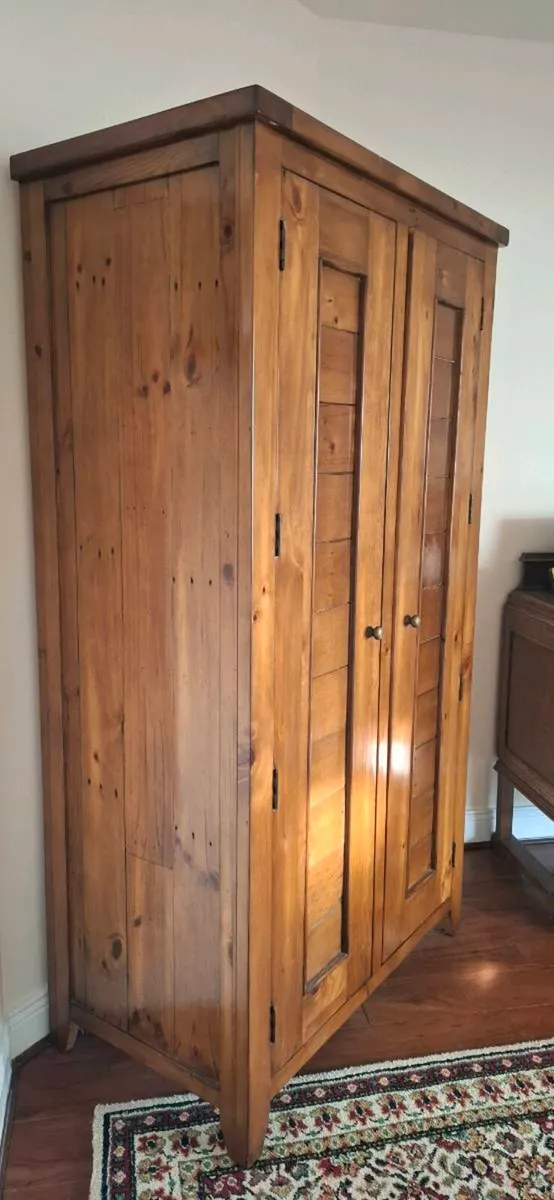 New Double Solid  Oak wardrobe - Image 3