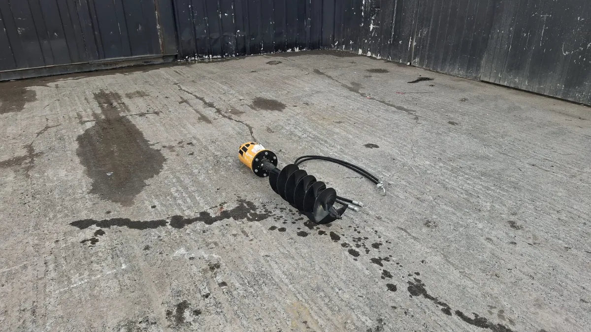 Hydraulic Auger – To Suit Mini Digger - Image 1