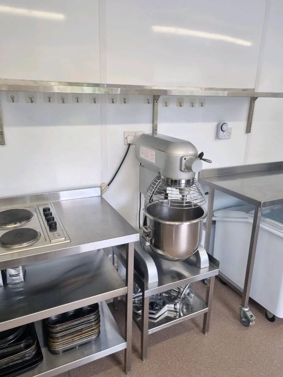 Catering kitchen - Image 4