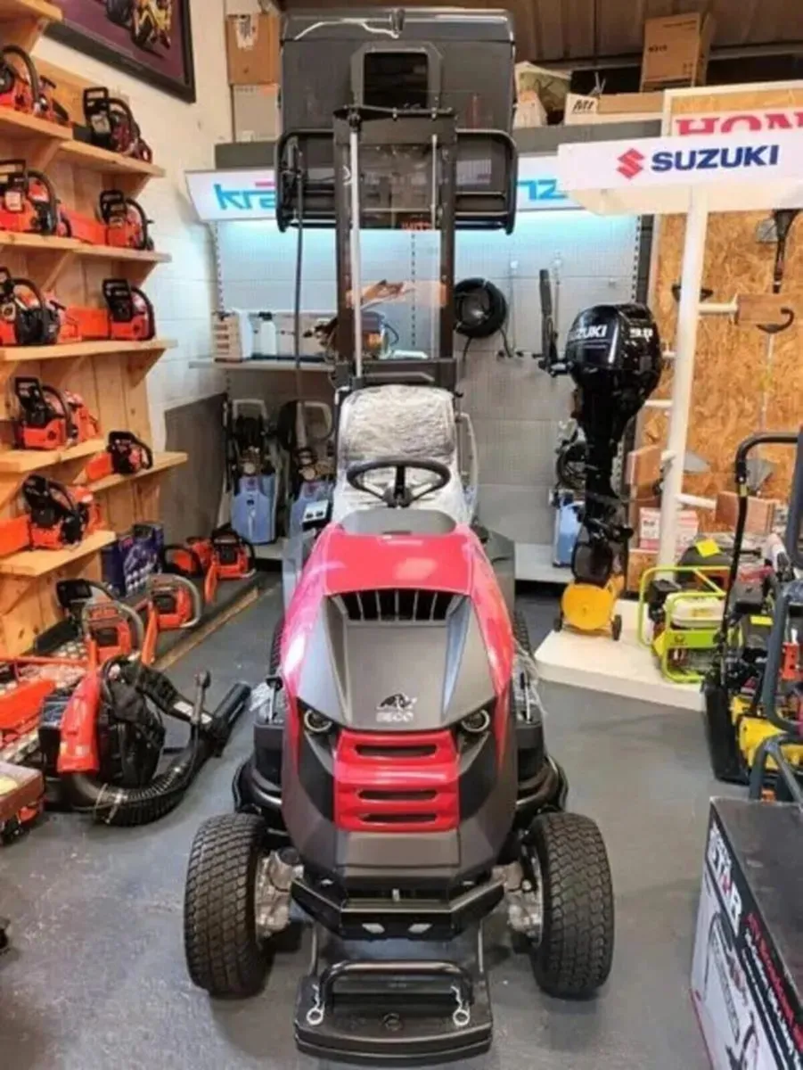 Ride on tractor mowers - Image 3