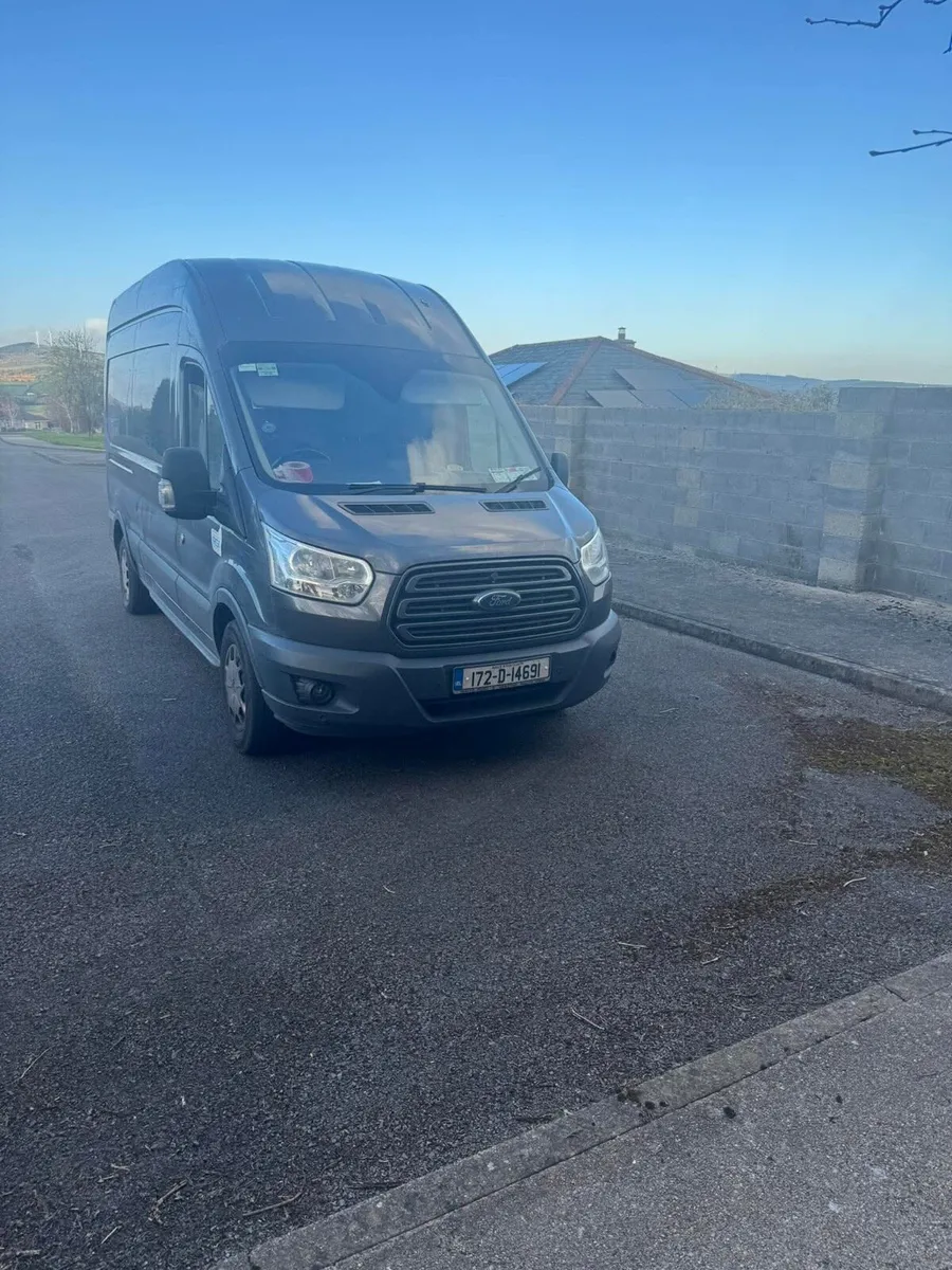 2017 ford transit - Image 1