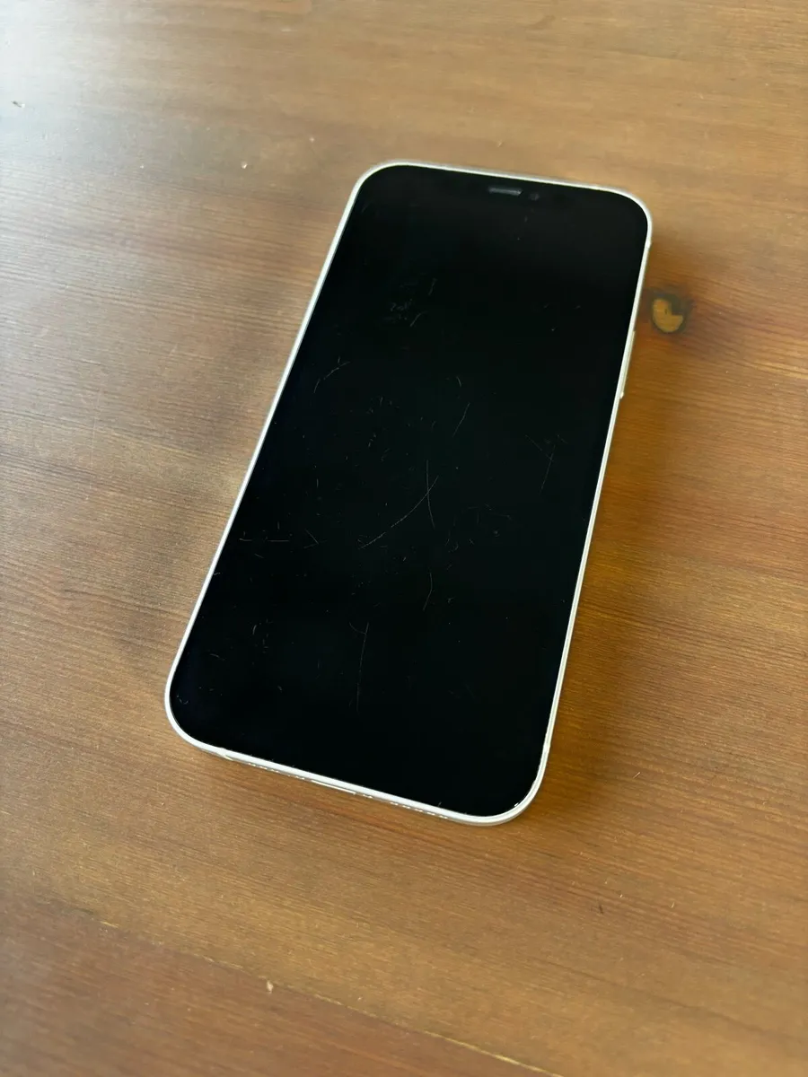 iPhone 12 64GB White - Image 4