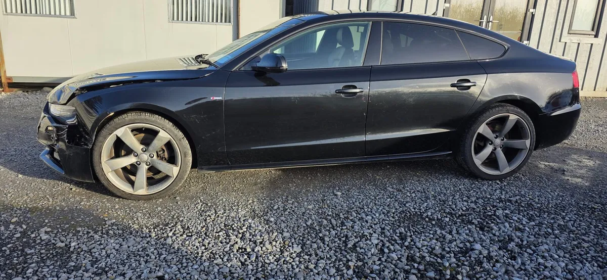 142 AUDI A5 DIESEL S-LINE - Image 4