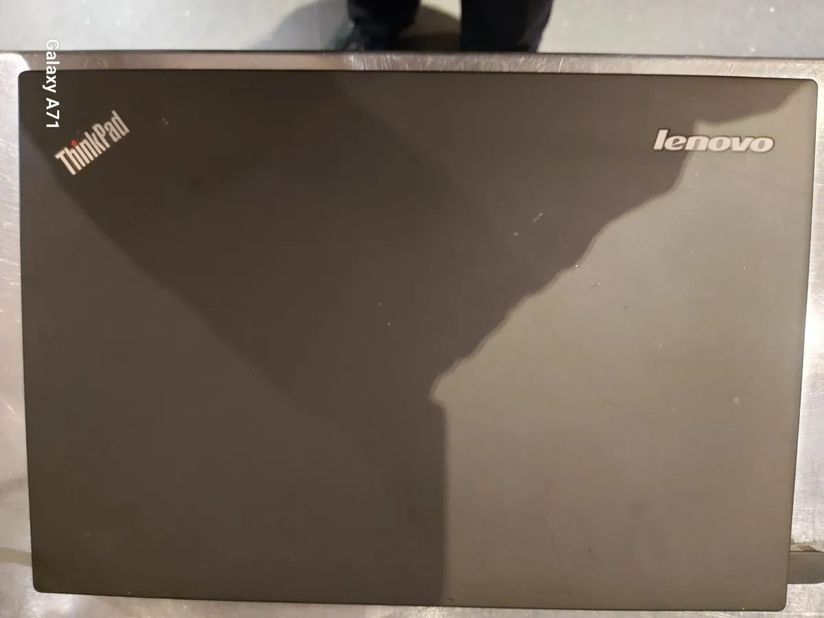 Lenovo Thinkpad Laptop, 4GB Ram, 300GB HDD, Win 10 - Image 2
